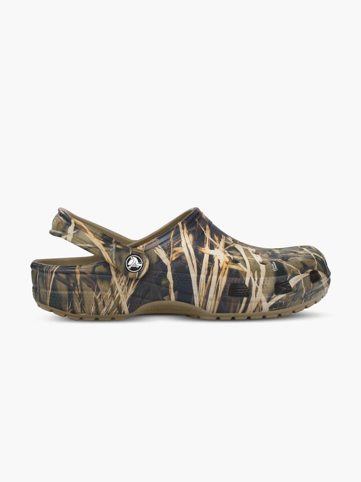Image of Sandals. Productname: Crocs Classic Realtree V2 Clog in Khaki Realtree colour by brand - Crocs
