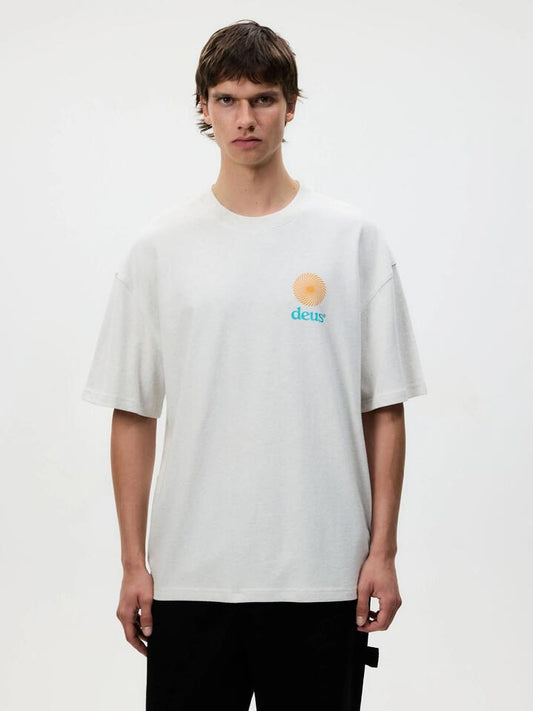 Image of a model wearing Tops. Productname: Deus Strata Tee in LIGHTGREYM colour by brand - Deus