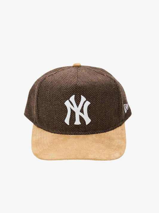 Image of Hats. Productname: New Era 19TWENTY ONE SIZE BROWN in BROWN colour by brand - New Era