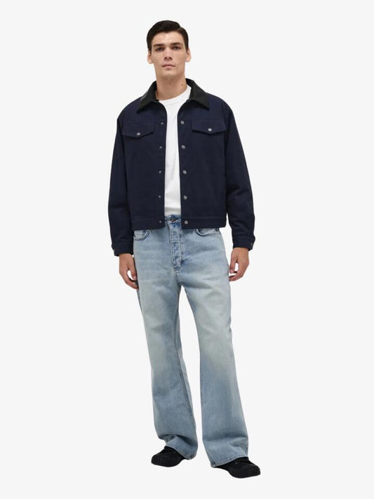 Image of a model wearing Denim. Productname: Neuw Kurt Baggy Cruz in LIGHT INDIGO colour by brand - Neuw
