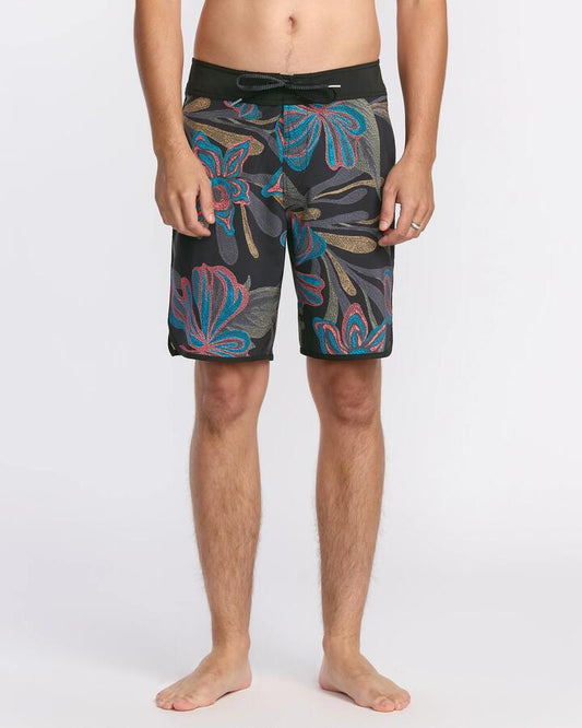 Image of Swimwear. Productname: Volcom Mens Infuse Scallop Mod 19" Boardshorts Black Print - in Black Print colour by brand - Volcom