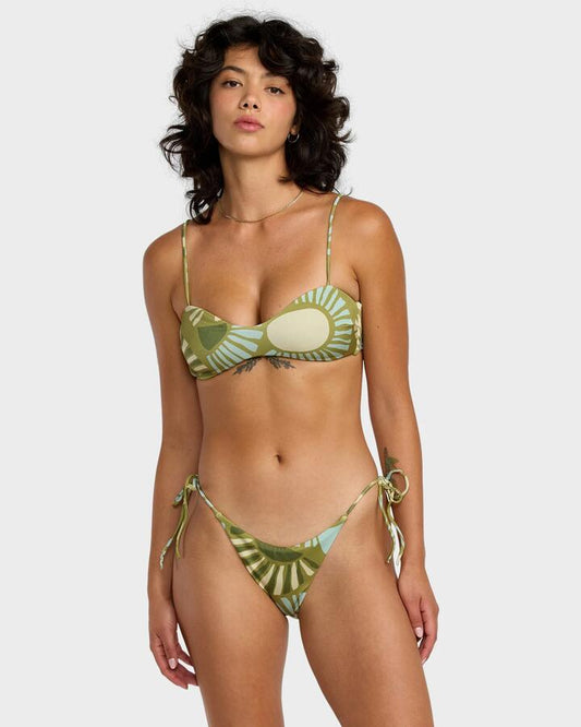 Image of Swimwear. Productname: RVCA Womens Rise & Set Medium Bikini Bottom Moss Green - in Moss Green colour by brand - RVCA