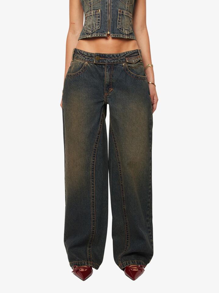 Image of a model wearing Denim. Productname: Abrand 99 Baggy Utility Hillary in Hillary colour by brand - Abrand