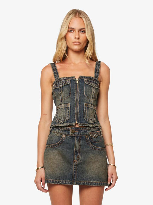 Image of a model wearing Tops. Productname: Abrand Utility Top Hillary in Hillary colour by brand - Abrand