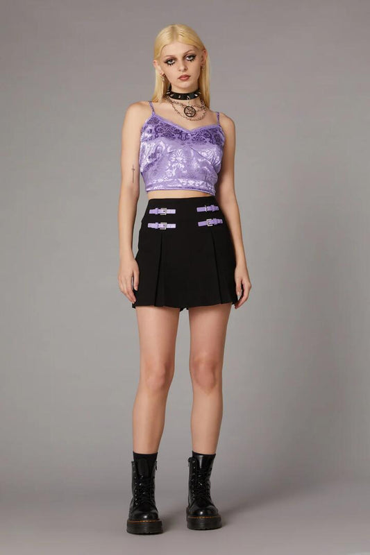 Image of a model wearing Skirts. Productname: Contrast Buckle Trim Skort in Black colour by brand - Black Friday