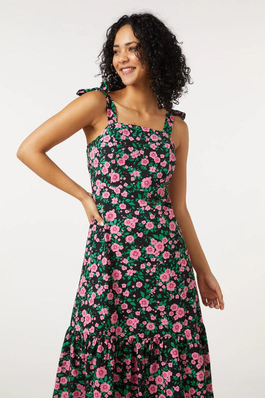 Image of a model wearing Dress. Productname: Estelle Midi Dress in Black colour by brand - Princess Highway