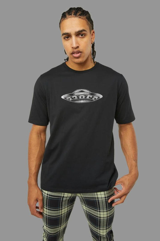 Image of a model wearing Tops. Productname: Ufo Unisex Tee in Black colour by brand - Black Friday