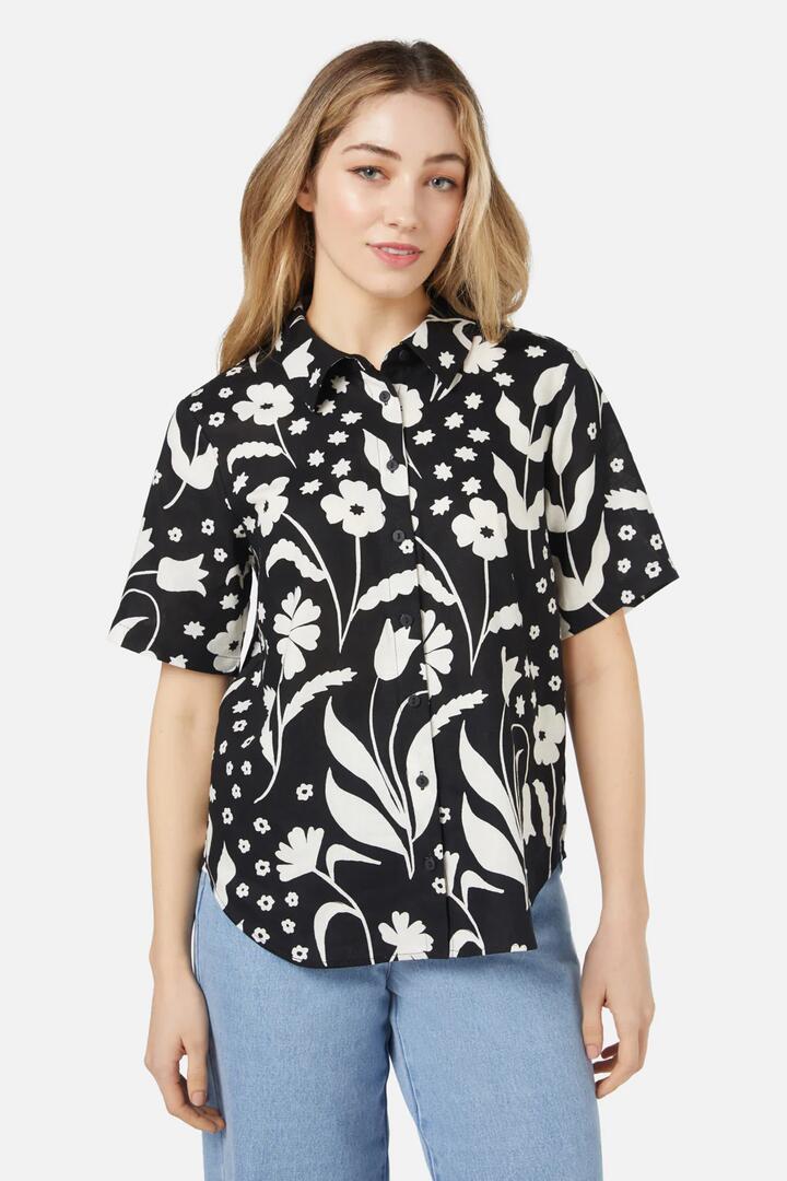 Image of a model wearing Tops. Productname: Irene Blouse in Black colour by brand - Princess Highway