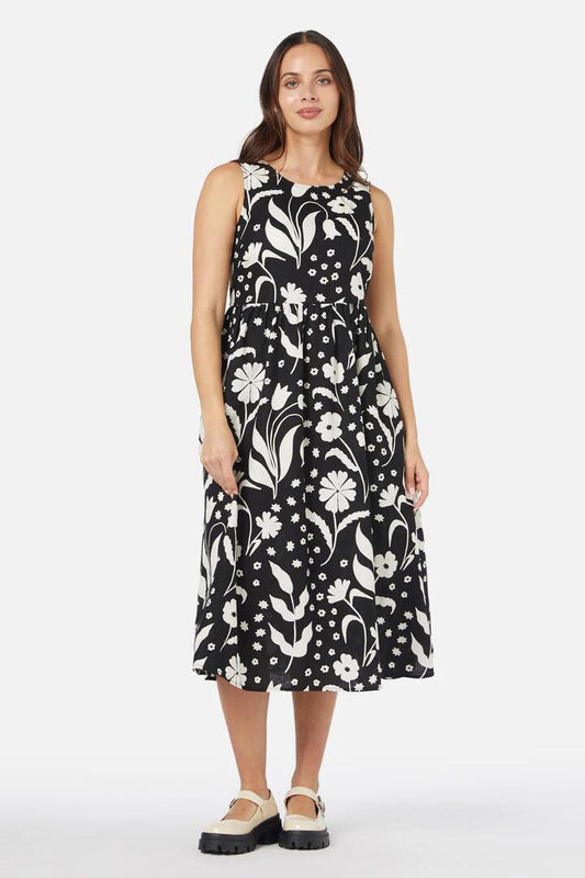 Image of a model wearing Dress. Productname: Irene Midi Dress in Black colour by brand - Princess Highway