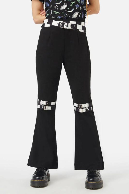 Image of a model wearing Pants. Productname: R.I.P Pant in Black colour by brand - Black Friday