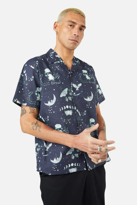 Image of a model wearing Tops. Productname: Nocturnal SS Shirt in Multi colour by brand - Black Friday