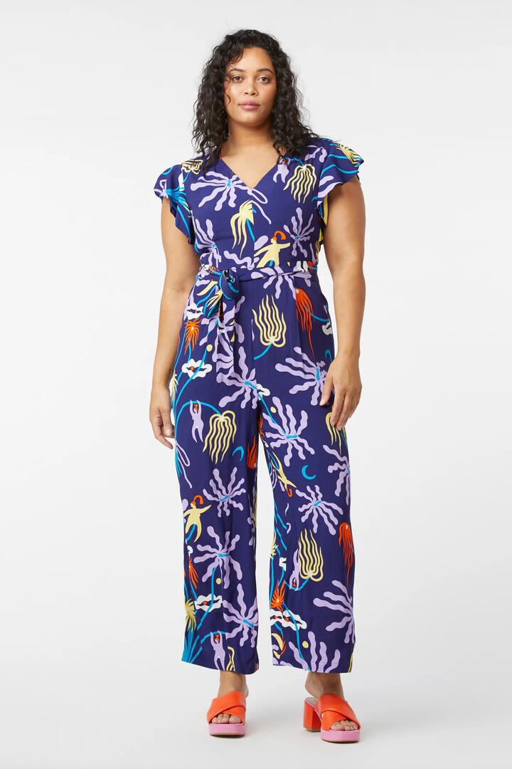 Image of a model wearing Pants. Productname: Floral Spring Pantsuit in Print colour by brand - Gorman
