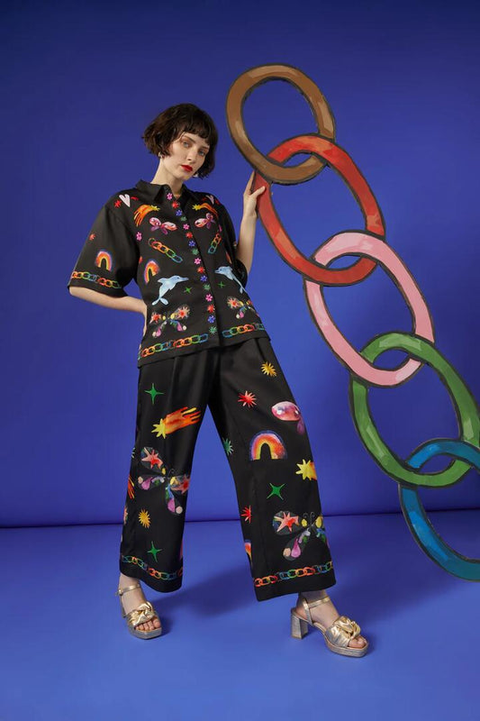 Image of a model wearing Pants. Productname: Sticker Collection Pant in Print colour by brand - Gorman