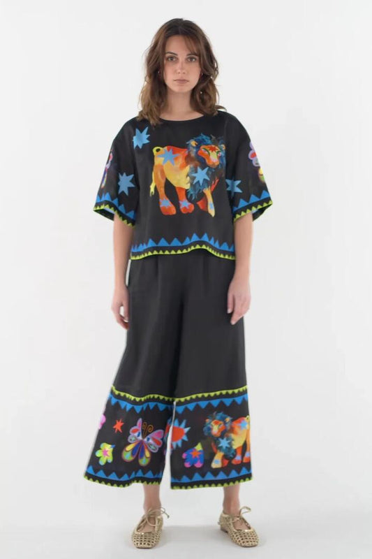 Image of a model wearing Tops. Productname: Mystic Creatures Top in Print colour by brand - Gorman