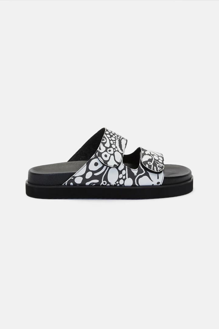 Image of Slippers. Productname: Secret Garden Slide in Print colour by brand - Gorman