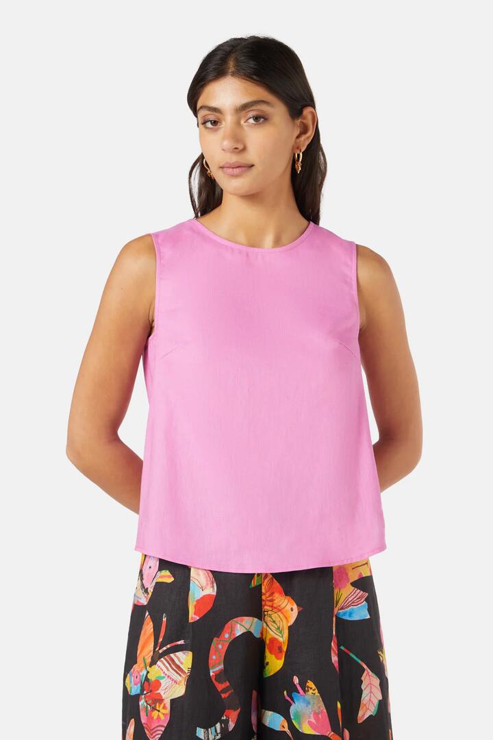 Image of a model wearing Tops. Productname: Dorothe Tank in Pink colour by brand - Gorman