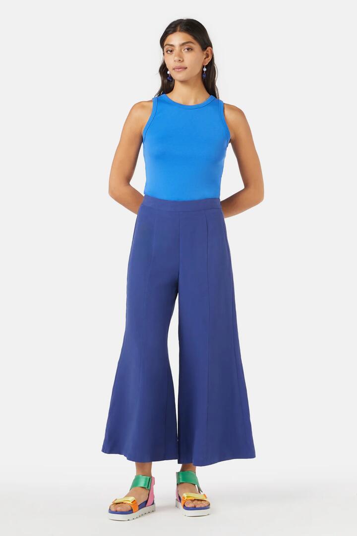 Image of a model wearing Skirts. Product name - Fernanda Skort in Blue colour by brand - Gorman