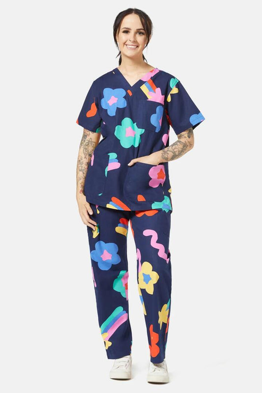 Image of a model wearing Uniforms & Workwear. Productname: Star Daisy Scrub Set in Print colour by brand - Gorman