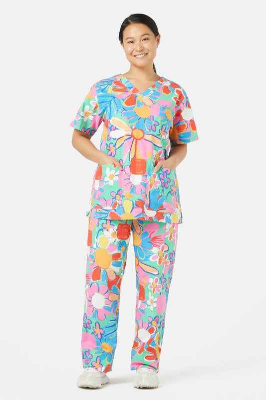 Image of a model wearing Uniforms & Workwear. Productname: Flower Pots Scrub Set in Print colour by brand - Gorman
