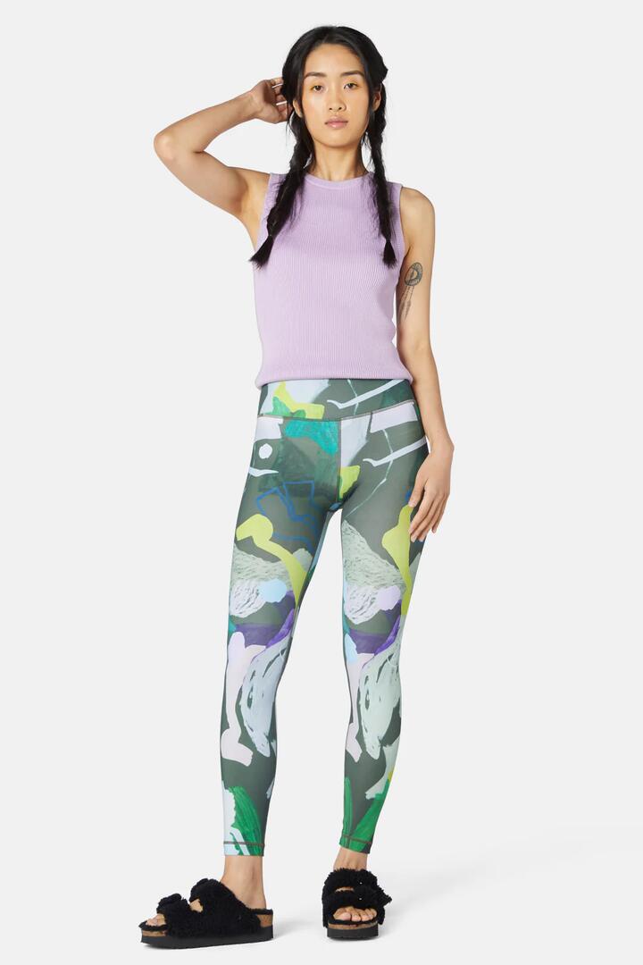 Image of a model wearing Pants. Productname: DataCompatabilityLegging in Print colour by brand - Gorman