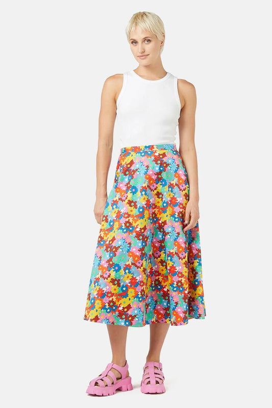 Image of a model wearing Skirts. Productname: Fleuriste Skirt in Print colour by brand - Gorman