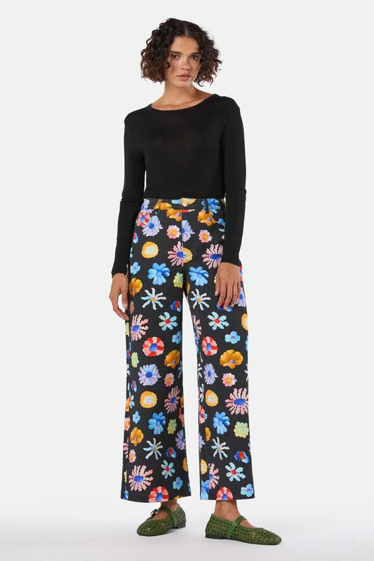 Image of a model wearing Denim. Productname: Big Bouquet Denim Jean in Print colour by brand - Gorman