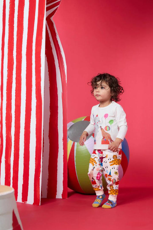 Image of a model wearing Pants. Productname: Showtime Baby Jogger in Cream colour by brand - Gorman