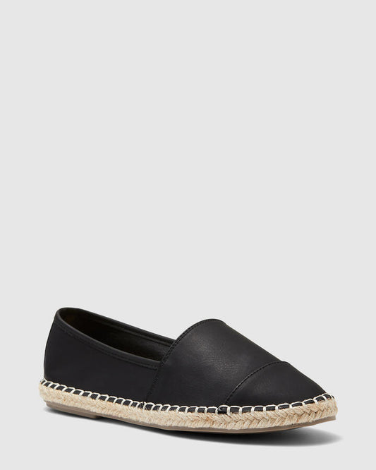 Image of Flats. Productname: Emara: Black - Women's Casual Flat Closed in Black colour by brand - Novo