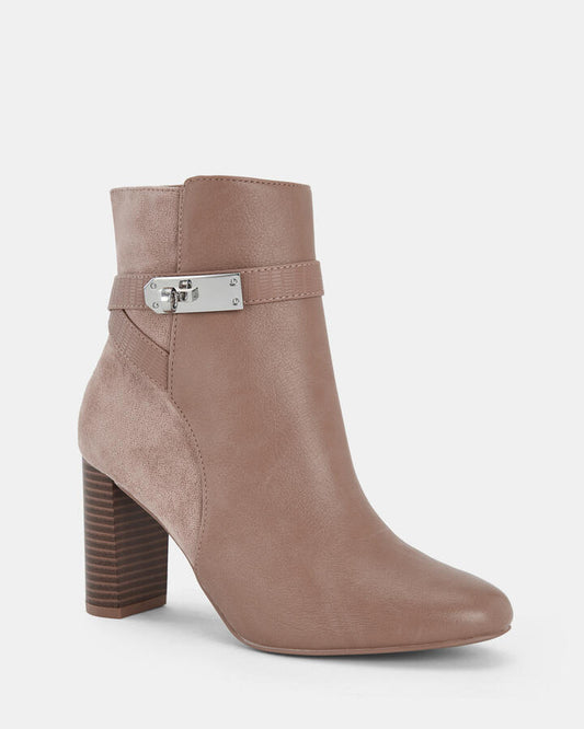 Image of Boots. Productname: KOBIE ALMOND Women's Boot High Heel Novo Boots in Tan colour by brand - Novo