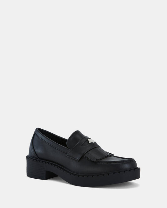 Image of Flats. Productname: COSENZA Black Smooth Women's Casual Flat Closed in Black colour by brand - Novo