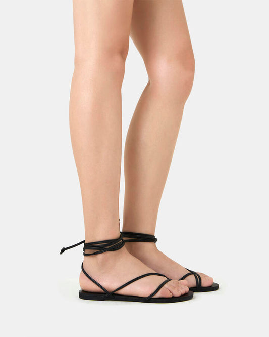 Image of Flats. Productname: TRIESTE BLACK Women's Strappy - Flat Novo Sandals in Black colour by brand - Novo