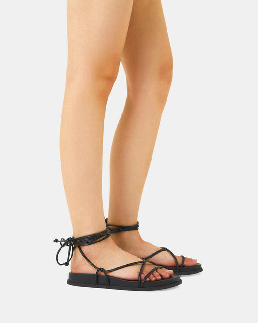 Image of Flats. Productname: TEELS BLACK Women's Strappy - Flat Novo Sandals in Black colour by brand - Novo