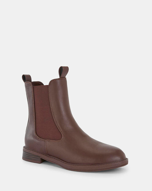 Image of Boots. Productname: DAMO MILK CHOCOLATE Women's Boot Flat Novo Boots in Midnight colour by brand - Novo