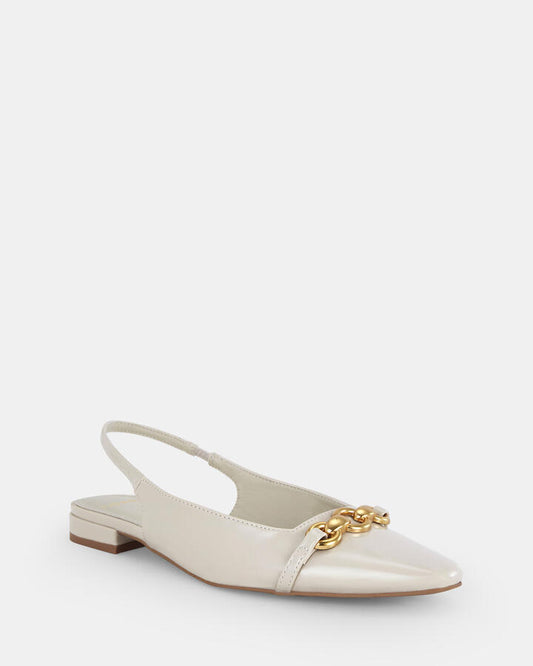 Image of Flats. Productname: COLISH: CREAM PATENT - Women's Casual Flat Closed in Neutral colour by brand - Novo