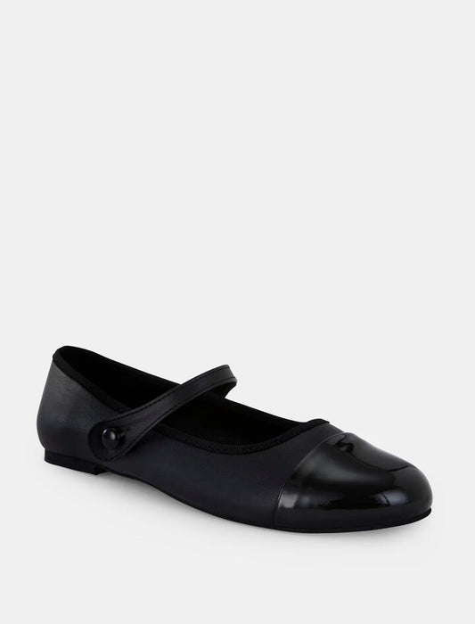Image of Flats. Productname: CALEN: BLACK - Women's Casual Flat Closed in Black colour by brand - Novo