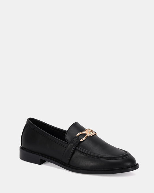 Image of Flats. Productname: CARLI: Black Smooth - Women's Casual Flat Closed in Black colour by brand - Novo