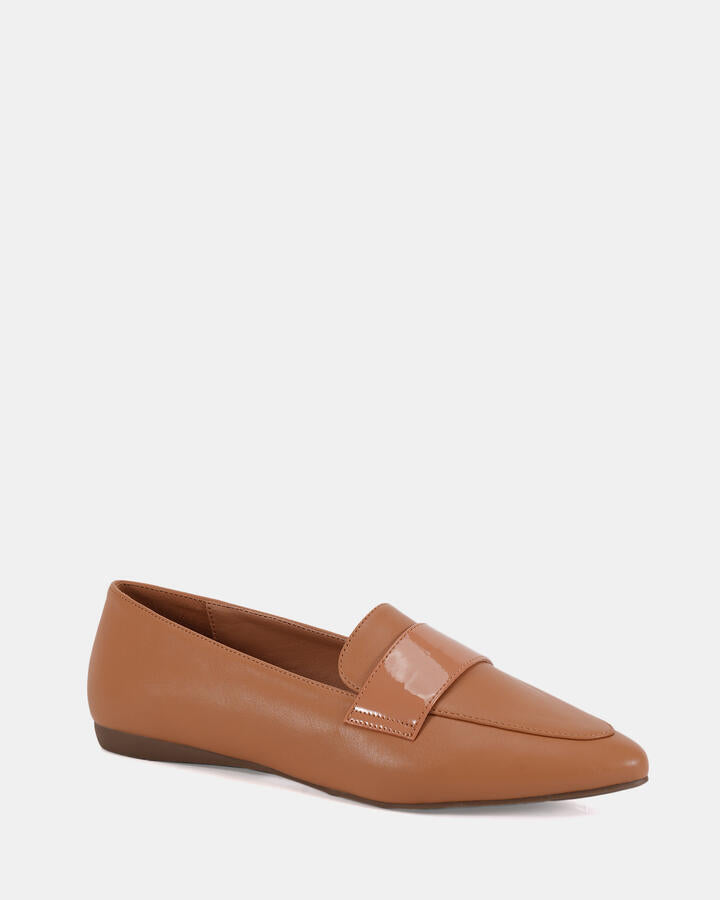 Image of Flats. Productname: COUNT CAMEL Women's Casual Flat Closed Novo Flats in Beige colour by brand - Novo