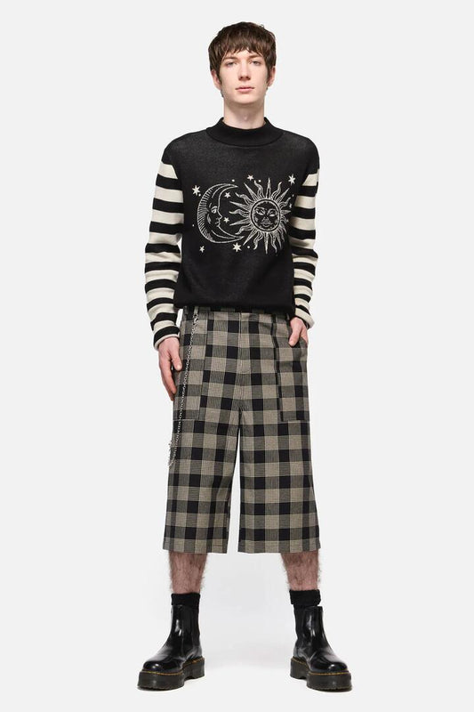 Image of a model wearing Shorts. Productname: Crypt Baggy Shorts in Black/Beige colour by brand - Black Friday