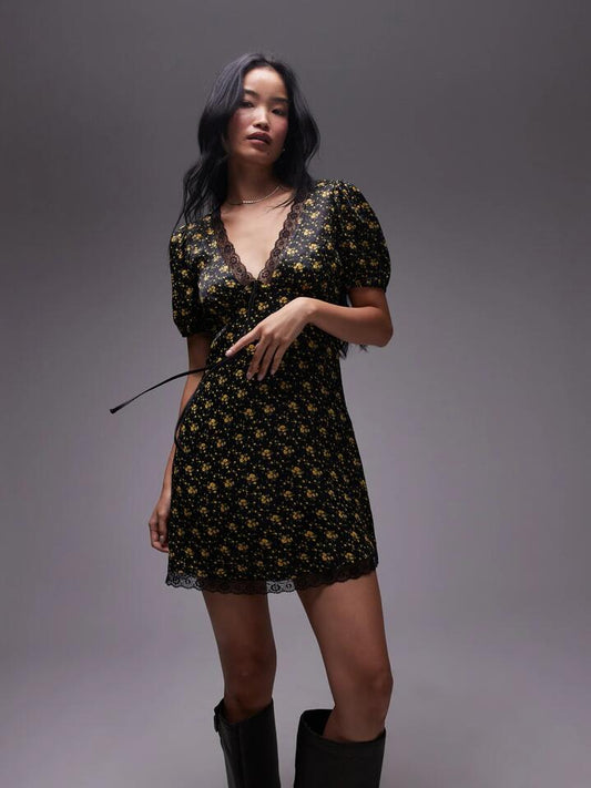 Image of a model wearing Dress. Productname: Topshop Mini Tea Dress in YELLOW DITSY colour by brand - Topshop