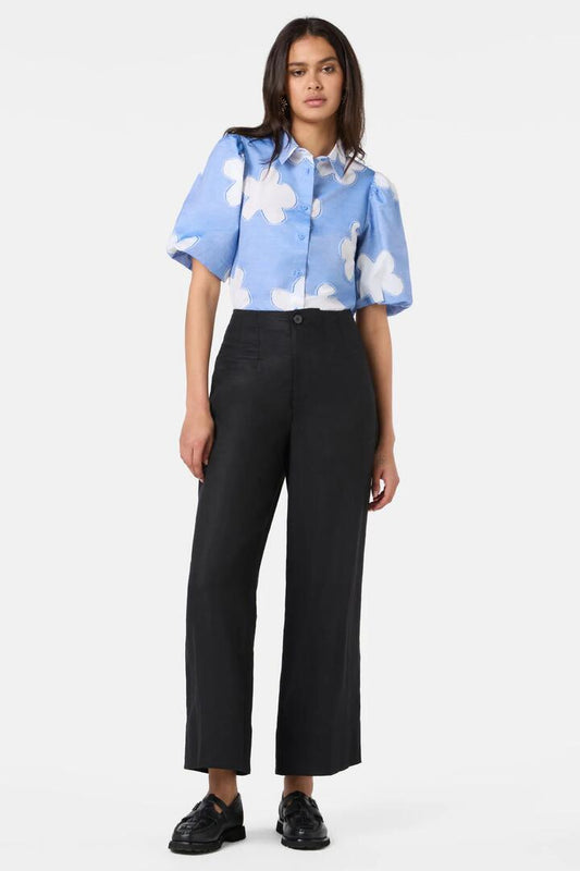 Image of a model wearing Pants. Productname: Peyton Linen Pant in Black colour by brand - Gorman