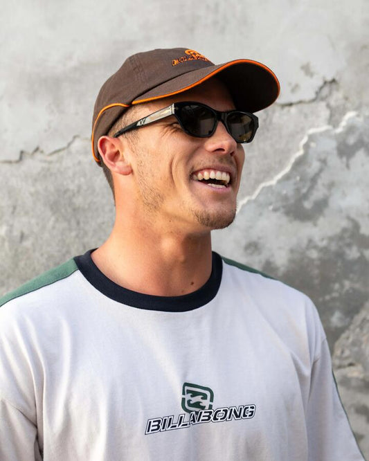 Image of Hats. Productname: Billabong - Mens Bracket Lad Dad Cap - Chocolate - in Chocolate colour by brand - Billabong