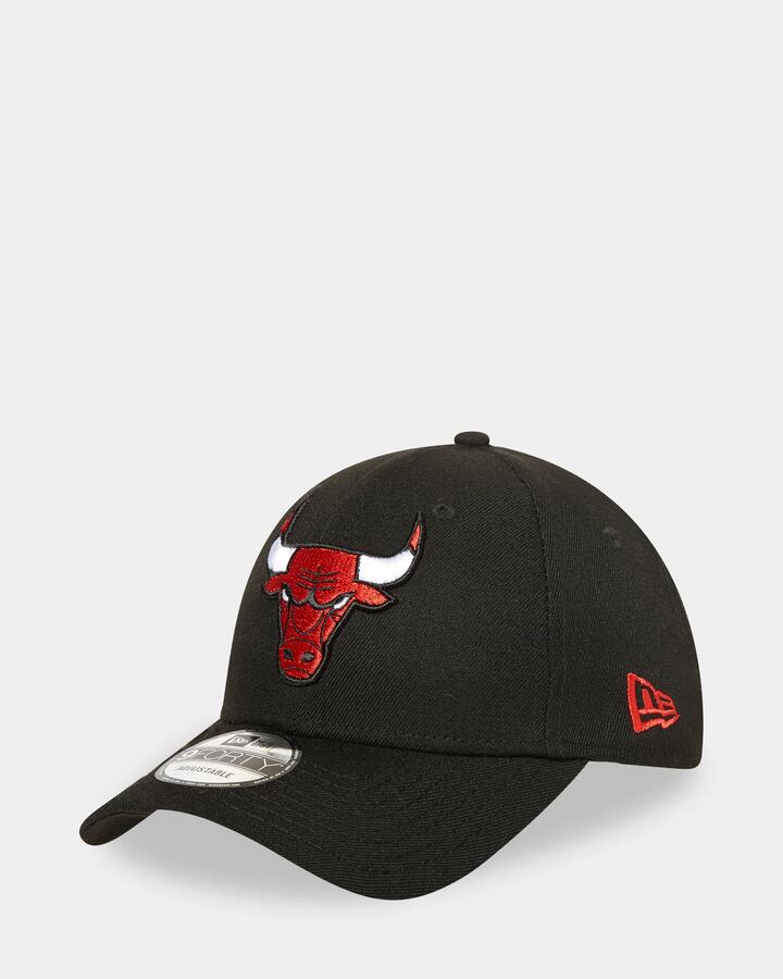 Image of Hats. Product name - New Era 9Forty Chicago Bulls Cap Black in Black colour by brand - New Era