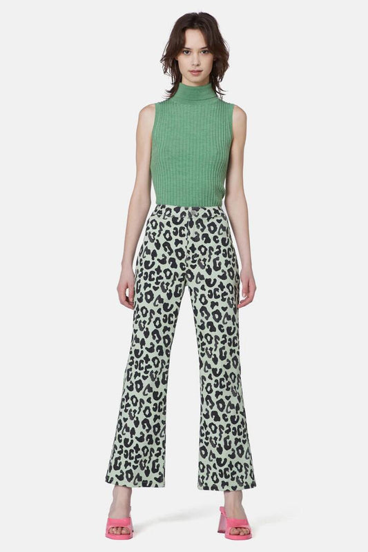 Image of a model wearing Denim. Productname: Sweet Spot Jean in Print colour by brand - Gorman