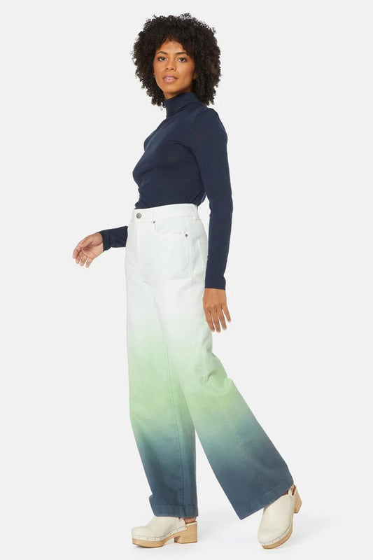 Image of a model wearing Denim. Productname: New Horizons Jean in Green colour by brand - Gorman