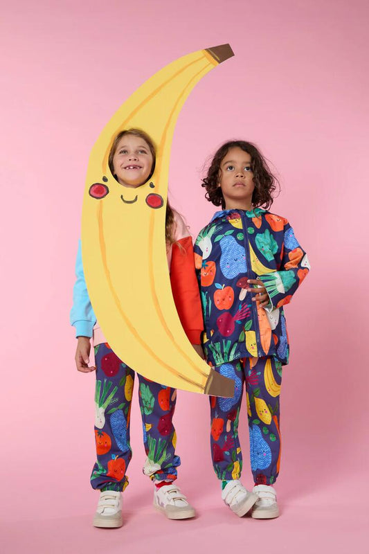 Image of a model wearing Pants. Productname: Veggies Kids Jogger in Navy colour by brand - Gorman