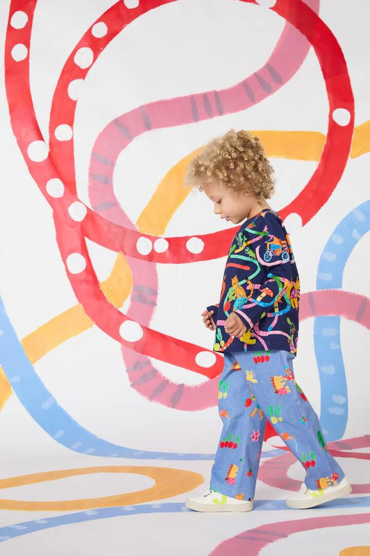 Image of a model wearing Pants. Productname: Garden Kids Pants in Blue colour by brand - Gorman