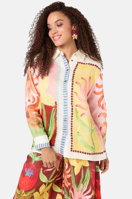 Image of a model wearing Tops. Productname: Rosie's Posies Shirt in Print colour by brand - Gorman