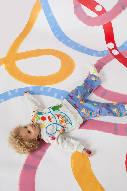 Image of a model wearing Outerwear. Productname: Riding Swirl Kids Sweater in Oatmeal colour by brand - Gorman