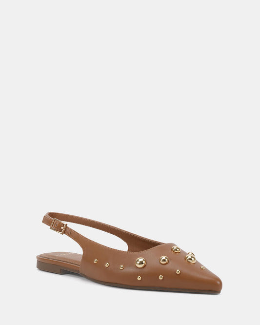 Image of Flats. Productname: CASIMER: CARAMEL - Women's Casual Flat Closed in Caramel colour by brand - Novo