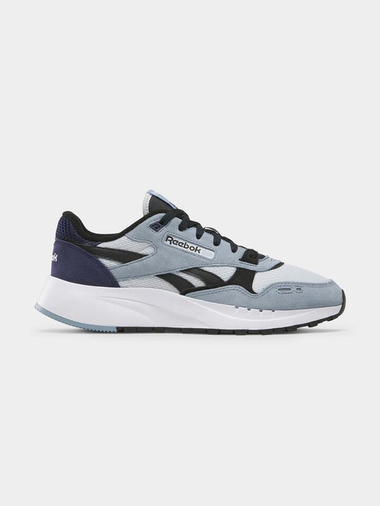 Image of Sneakers. Productname: Reebok Unisex Classic Leather 2400 Sneakers in Moon/Black/Vector Navy colour by brand - Reebok